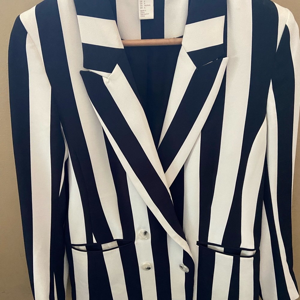 H&M Black and white striped blazer